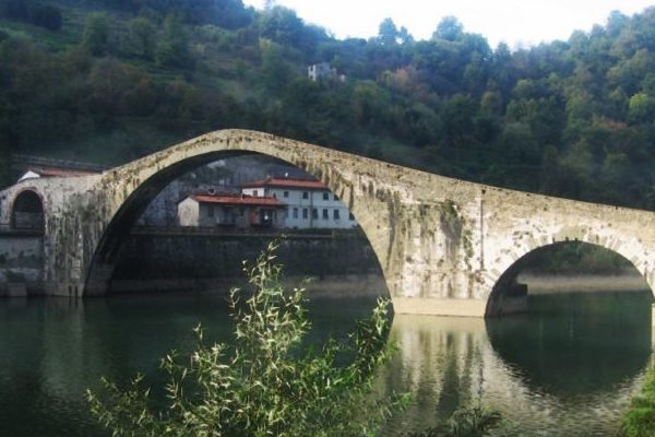 La valle del serchio